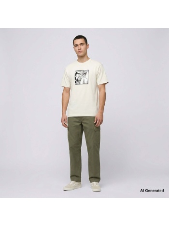 t-shirts & polos vans they are just shoes loo |