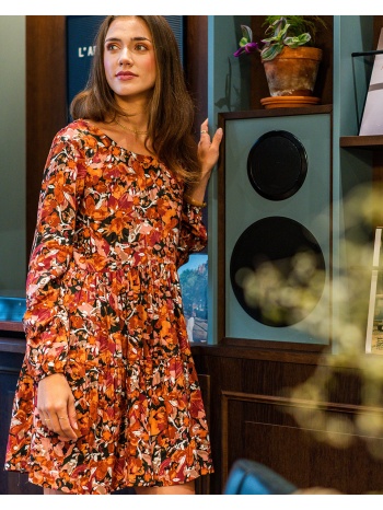 κοντά φορέματα céleste sixtine σε προσφορά