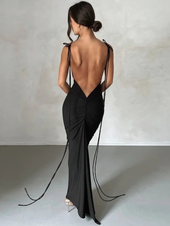μαυρο μαξι φορεμα - phoebe σε προσφορά