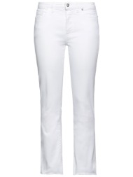 nine in the morning ...