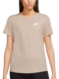 nike sportswear club essentials women`s t-shirt