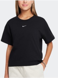 nike sportswear essential big girls t-shirt