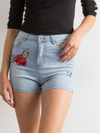 high waisted blue shorts with patches σε προσφορά
