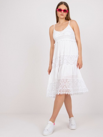 γυναικείο φόρεμα fashionhunters lace detailed σε προσφορά