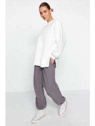 trendyol ecru oversize/wide fit with slits. thick fleece inside knitted sweatshirt