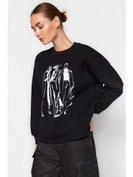 trendyol black regular / regular printed crewneck thick / fleece inside knitted sweatshirt