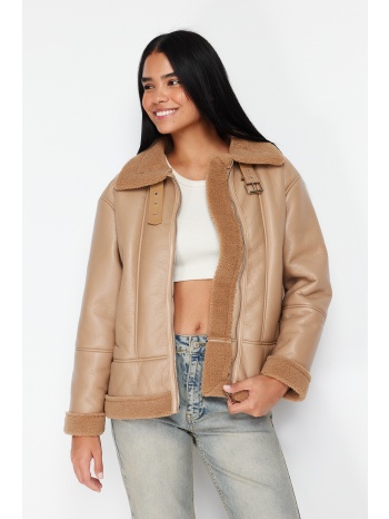 trendyol beige plush detailed faux leather coat σε προσφορά