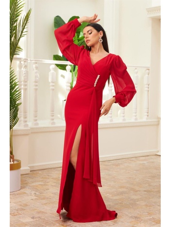 carmen red chiffon buckle detailed long evening dress σε προσφορά