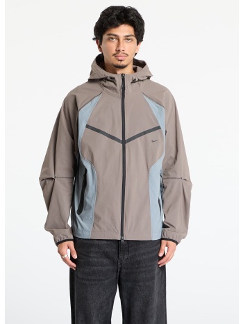 μπουφάν nike tech men`s dri-fit woven color-block σε προσφορά