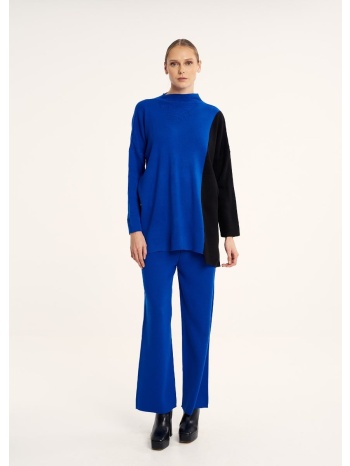 πλεκτό σετ μπλούζα - παντελόνι ασύμμετρο με διχρωμία - μπλε