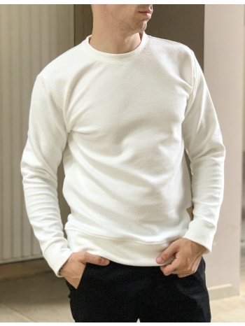 ανδρική λευκή μακρυμάνικη μπλούζα με ανάγλυφο σχέδιο maje108 σε προσφορά