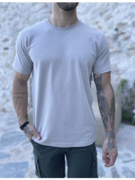 ανδρική γκρι κοντομάνικη μπλούζα με ανάγλυφο ύφασμα 252837