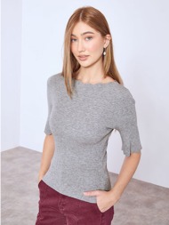 πουλόβερ με κυματιστές ...