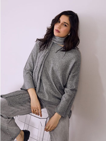 πουλόβερ με αποσπώμενο κασκόλ sq7568.4123+2 σε προσφορά