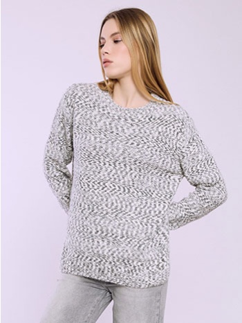 πουλόβερ με ανάγλυφες λεπτομέρειες sq9844.4871+3 σε προσφορά