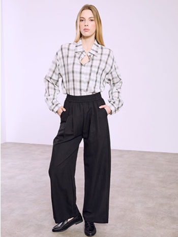 παντελόνα με πιέτες sq7562.1888+1 σε προσφορά