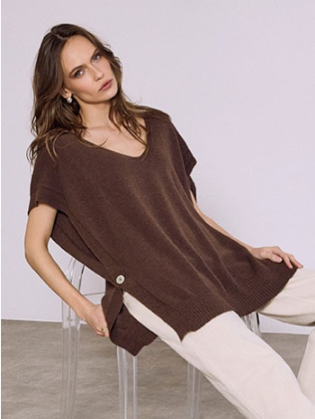 πουλόβερ πλεκτό με κουμπιά στο πλάι sq7587.4132+3 σε προσφορά