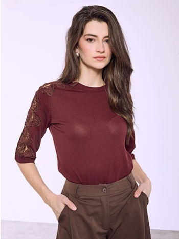 μπλούζα με δαντέλα στο μανίκι sq7572.4821+5 σε προσφορά