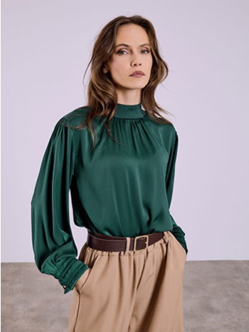 μπλούζα με ενσωματωμένο μαντήλι sq7578.4028+4 σε προσφορά