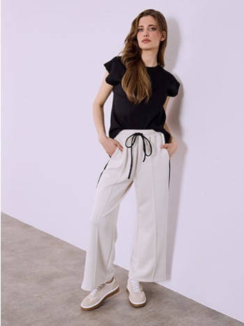 φόρμα με ρίγα στο πλάι sq7702.1559+2 σε προσφορά