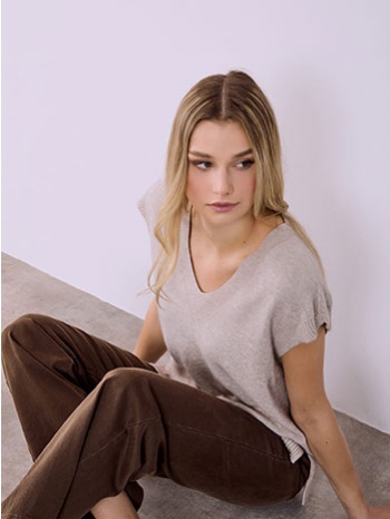 πουλόβερ αμάνικο πλεκτό ασύμμετρο sq7587.4927+7 σε προσφορά