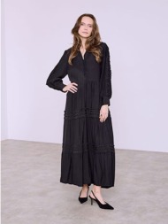 φόρεμα με κεντήματα και ...