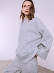 σετ φόρμας σε άνετη ...