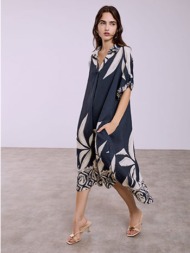 φόρεμα εμπριμέ με τσέπες ...