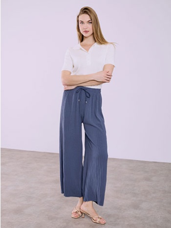 παντελόνα με πλισέ λεπτομέρειες sq1430.1458+8 σε προσφορά