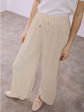 παντελόνα με πλισέ λεπτομέρειες sq1430.1458+6 σε προσφορά