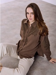 πουκάμισο με κεντητές λεπτομέρειες sq7572.3542+2