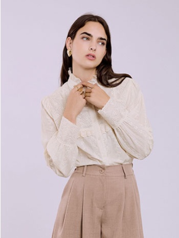 πουκάμισο με κέντημα και βολάν sq1376.3103+2 σε προσφορά