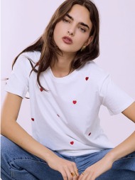 t-shirt με καρδιές ...