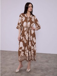 φόρεμα με τρία τέταρτα ...