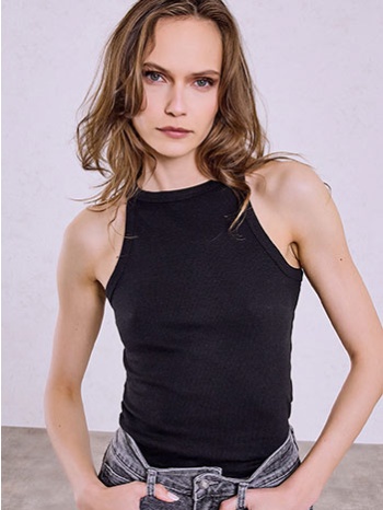 μπλούζα ριπ με halter λαιμόκοψη sq2022.4462+2