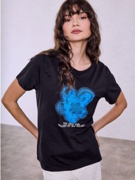 t-shirt με strass και ...