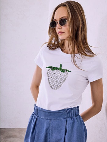 t-shirt με στάμπα φράουλα με strass sq7958.4010+2