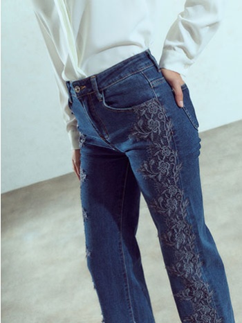 τζιν wide leg με κέντημα στο πλάι wu1796.1764+1