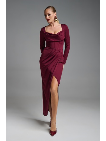 μακρύ φόρεμα με cups & σκίσιμο σε προσφορά