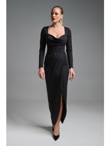 μακρύ φόρεμα με cups & σκίσιμο σε προσφορά