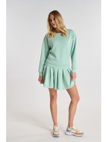 φόρεμα με πλισέ λεπτομέρεια και καρφίτσα σε προσφορά