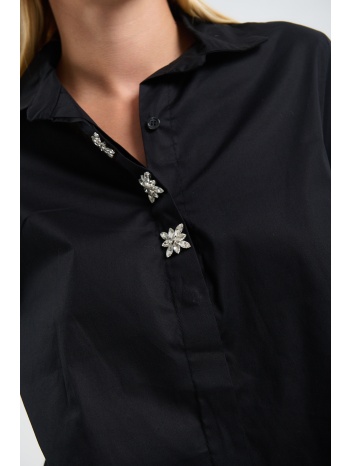 πουκάμισο ασύμμετρο με διακοσμητικά κουμπιά σε προσφορά