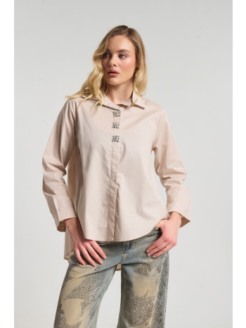 πουκάμισο ασύμμετρο με διακοσμητικά κουμπιά σε προσφορά