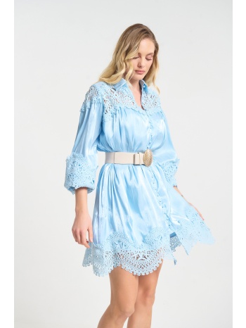 φόρεμα με δαντέλα, κουμπιά & ζώνη σε προσφορά