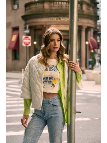 μπουφάν καπιτονέ 3/4 μανίκι με κρυφές τσέπες σε προσφορά