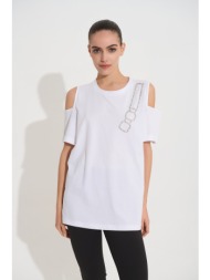 t-shirt με cut out και ...
