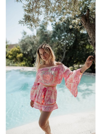 piti cuiti σετ με off shoulder crop top και shorts σε προσφορά
