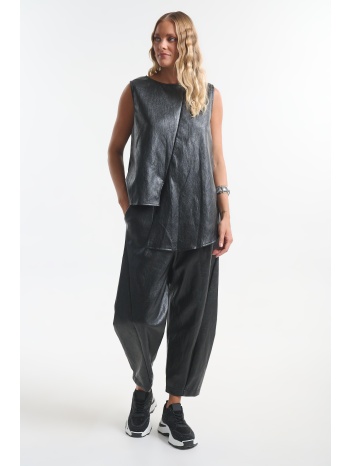 σετ δερματίνη oversized μπλούζα & παντελόνι σε προσφορά