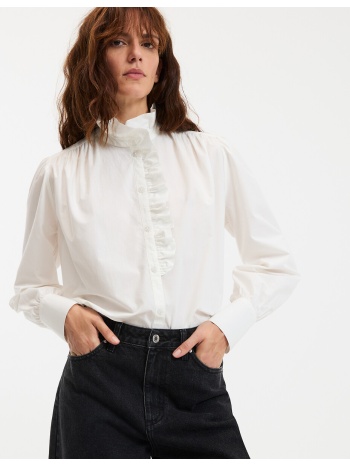 πουκάμισο με βικτωριανό κολάρο σε προσφορά