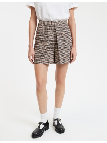 σορτς με καρό σχέδιο